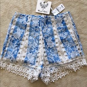 BNWT LF Angel Biba Nlue Lace Crotchet Shorts